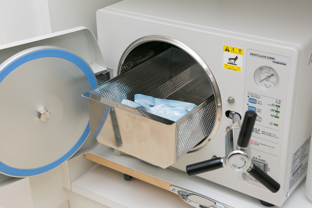 高圧蒸気滅菌機